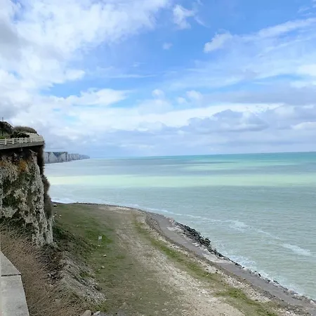 AL - Bleu horizon charmante maison pour deux personnes avec terrasse Hébergement de vacances